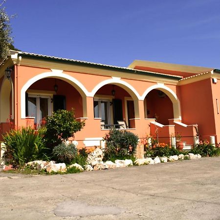 Villa Skafonas Sinarádes Extérieur photo