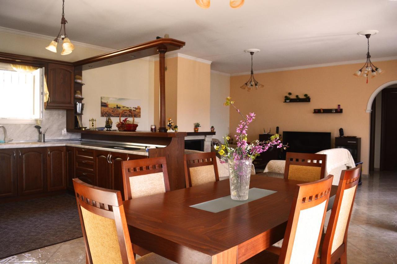 Villa Skafonas Sinarádes Extérieur photo